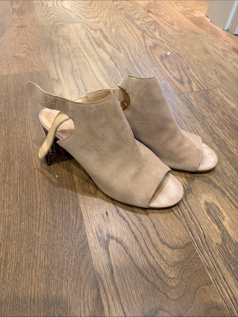 Clarks Beige Open-Toe Slingback Suede Mules